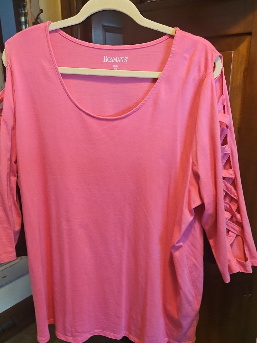 NEW Roman's Open Sleeve Top. 24 Inch Pit To Pit 30 Inch Length